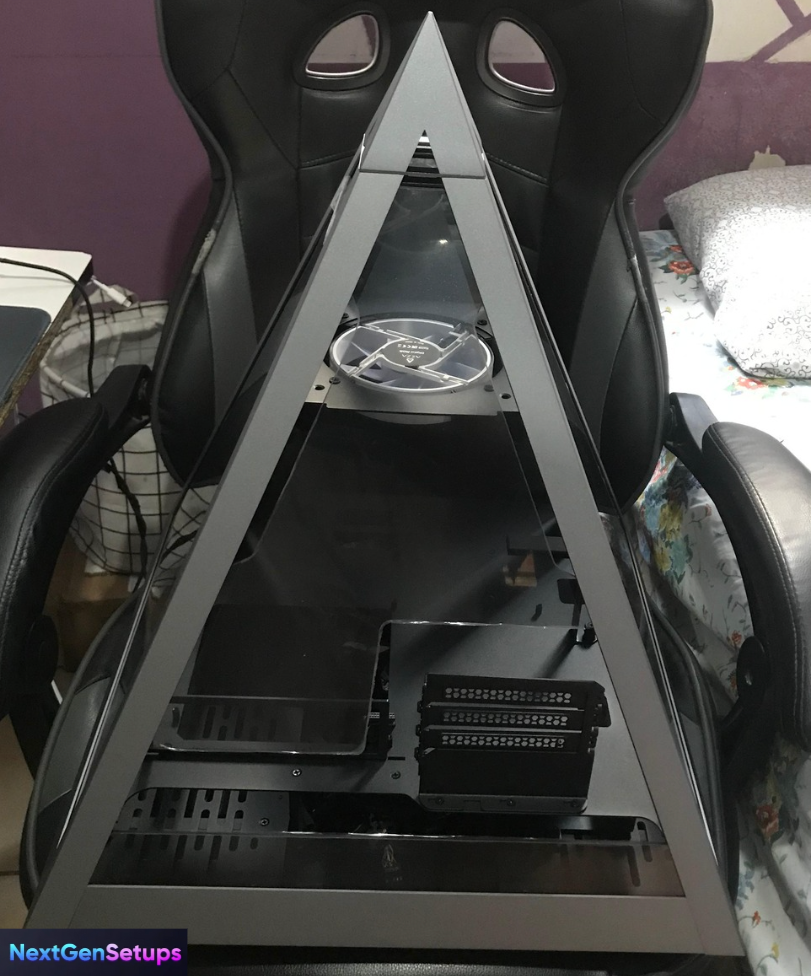 AZZA Pyramid PC Case